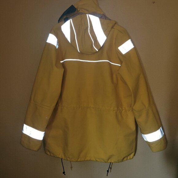 Patagonia men's jaket - Picture 10 of 11